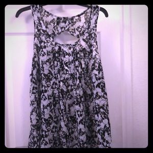 Blouse black and white skull  size xl